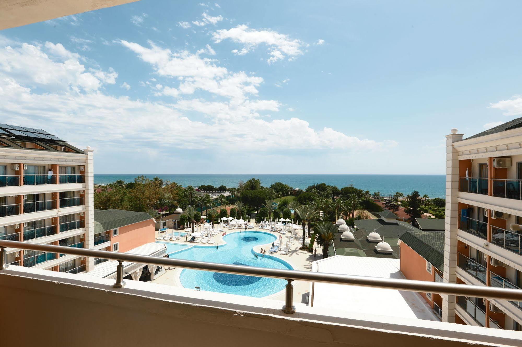 Insula Resort & Spa Alanya Luaran gambar