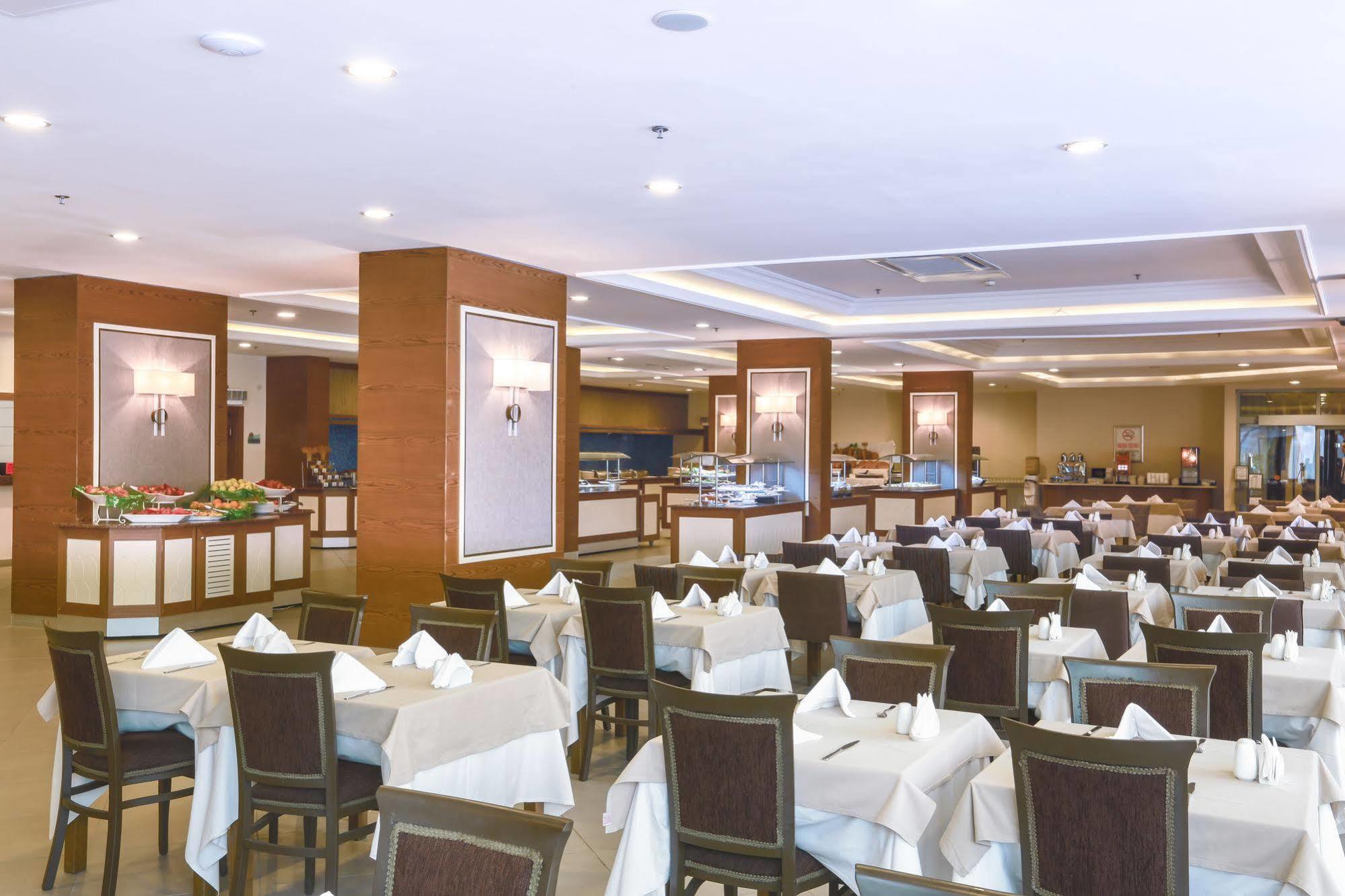 Insula Resort & Spa Alanya Luaran gambar
